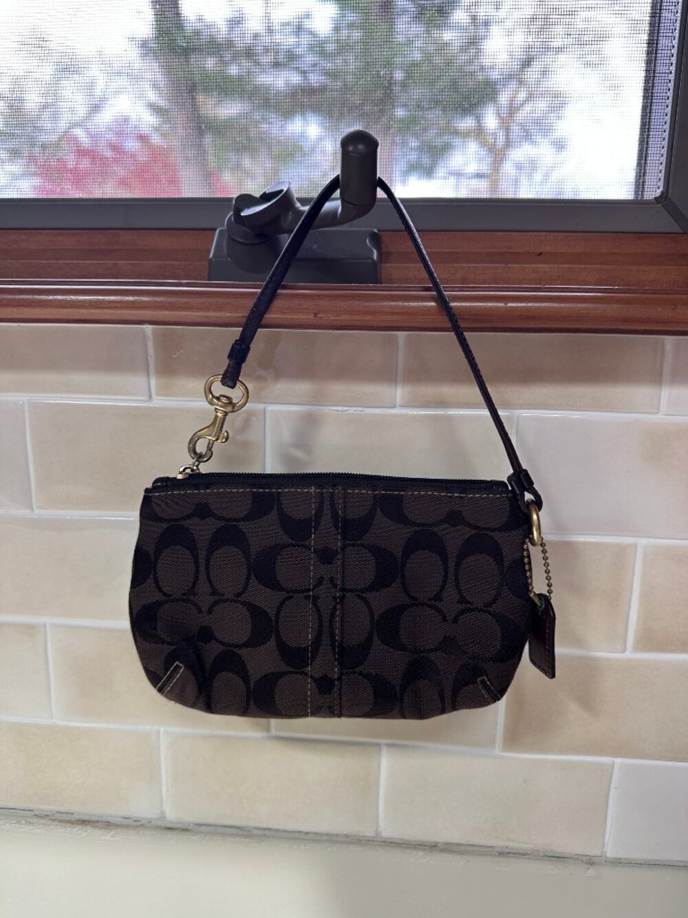 Coach Signature Jacquard Wristlet Chocolate Brown Y2K Mini Bag EUC - Picture 4 of 6